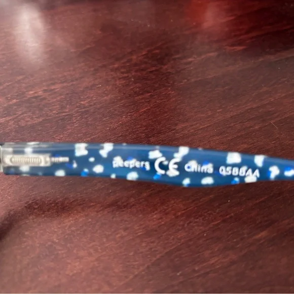 Peepers Reading Glasses in Dappled Dot - Picture 6 of 8